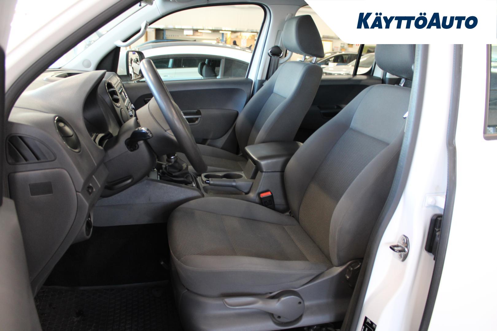 VOLKSWAGEN Amarok 2014