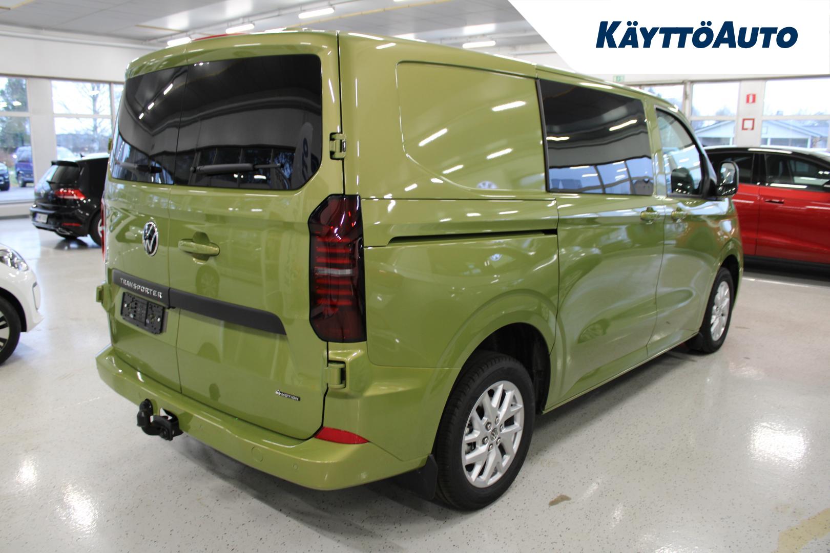 VOLKSWAGEN Transporter 2025