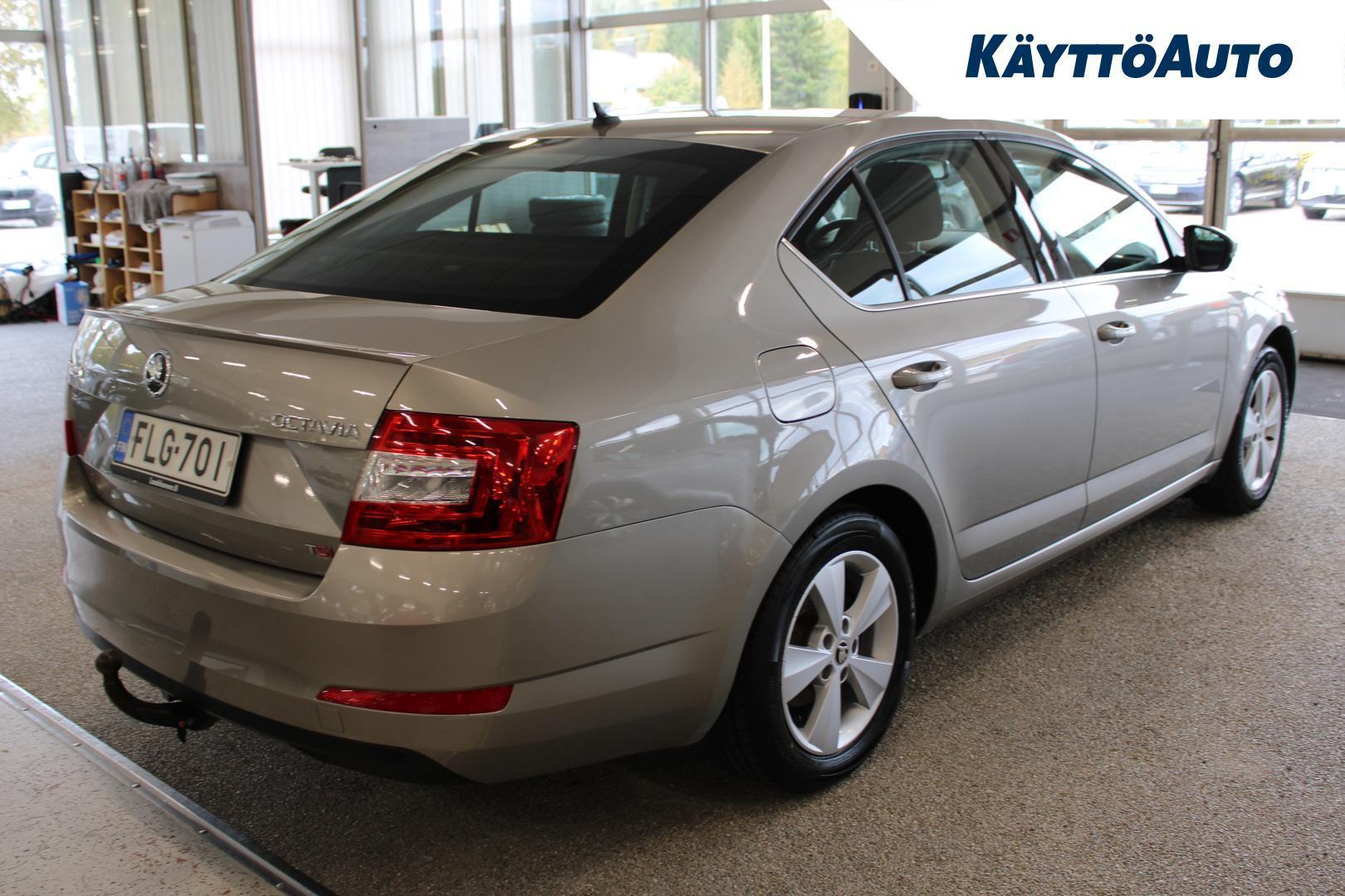 SKODA Octavia 2013