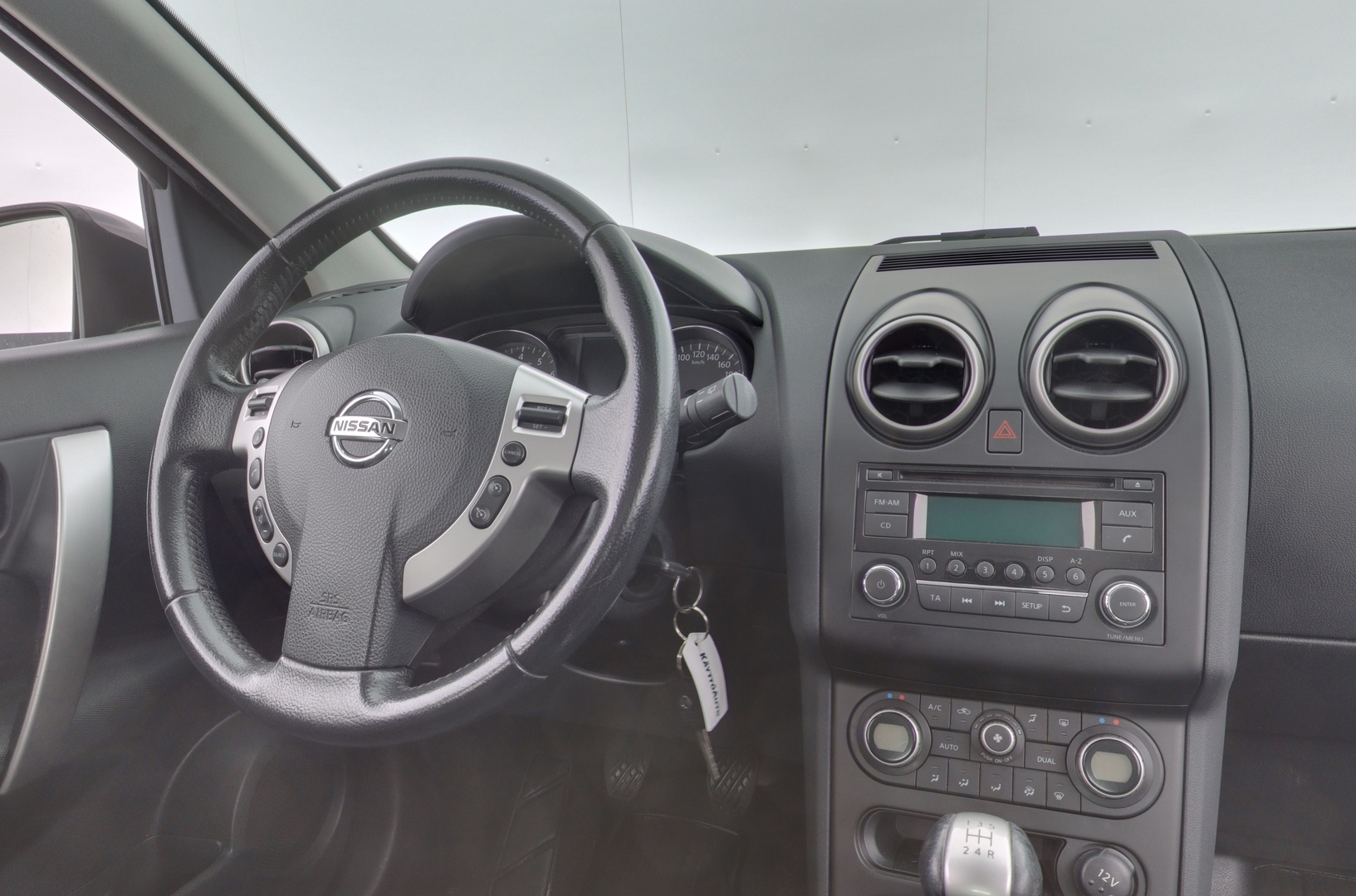 NISSAN Qashqai 2010