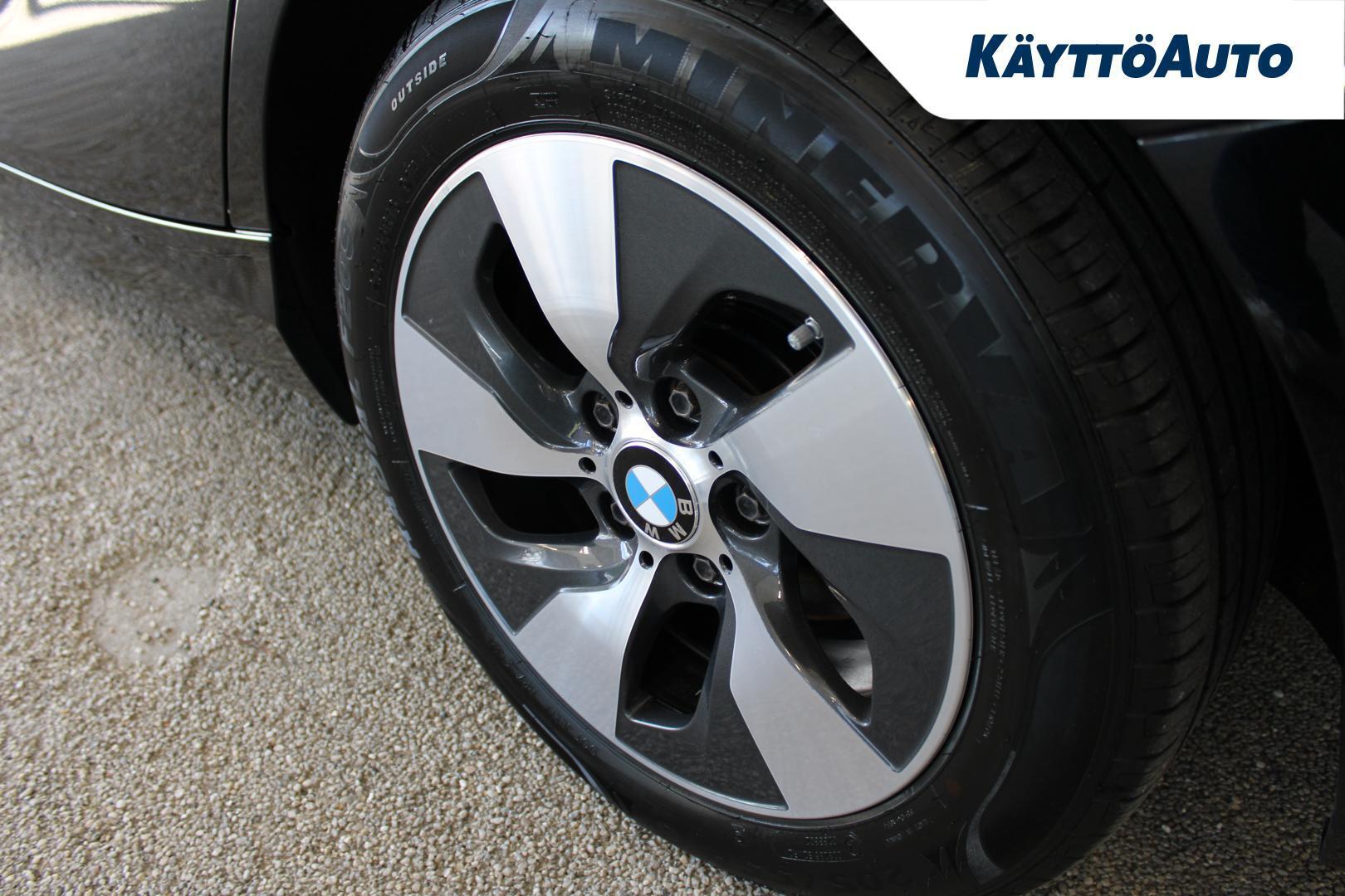BMW 118 2016