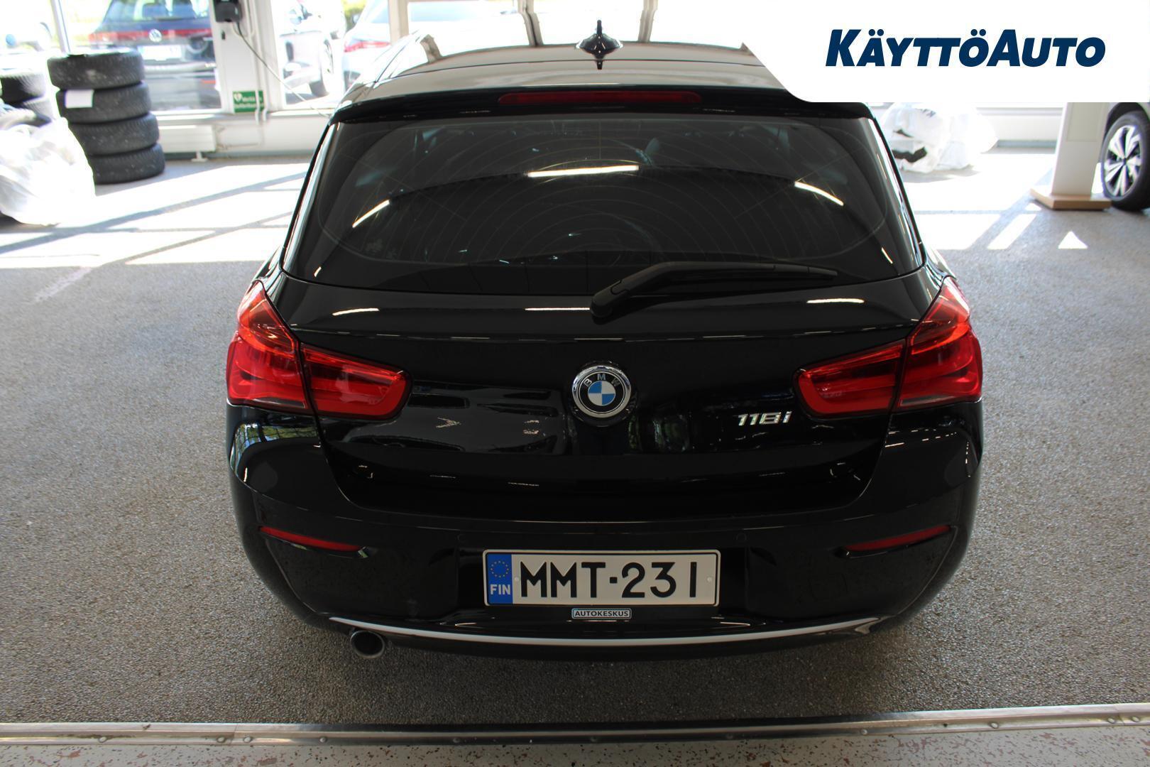 BMW 118 2016
