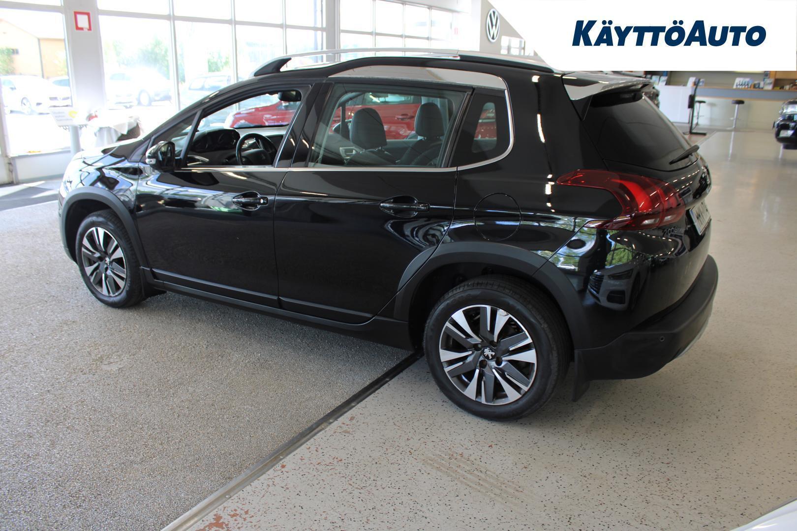PEUGEOT 2008 2017