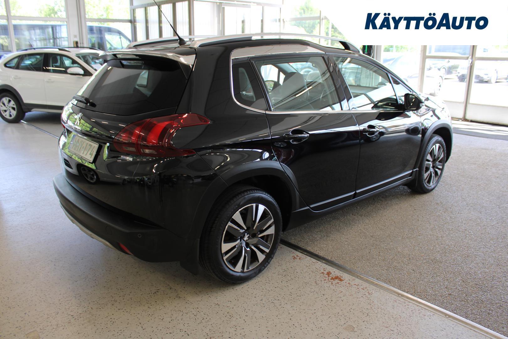 PEUGEOT 2008 2017