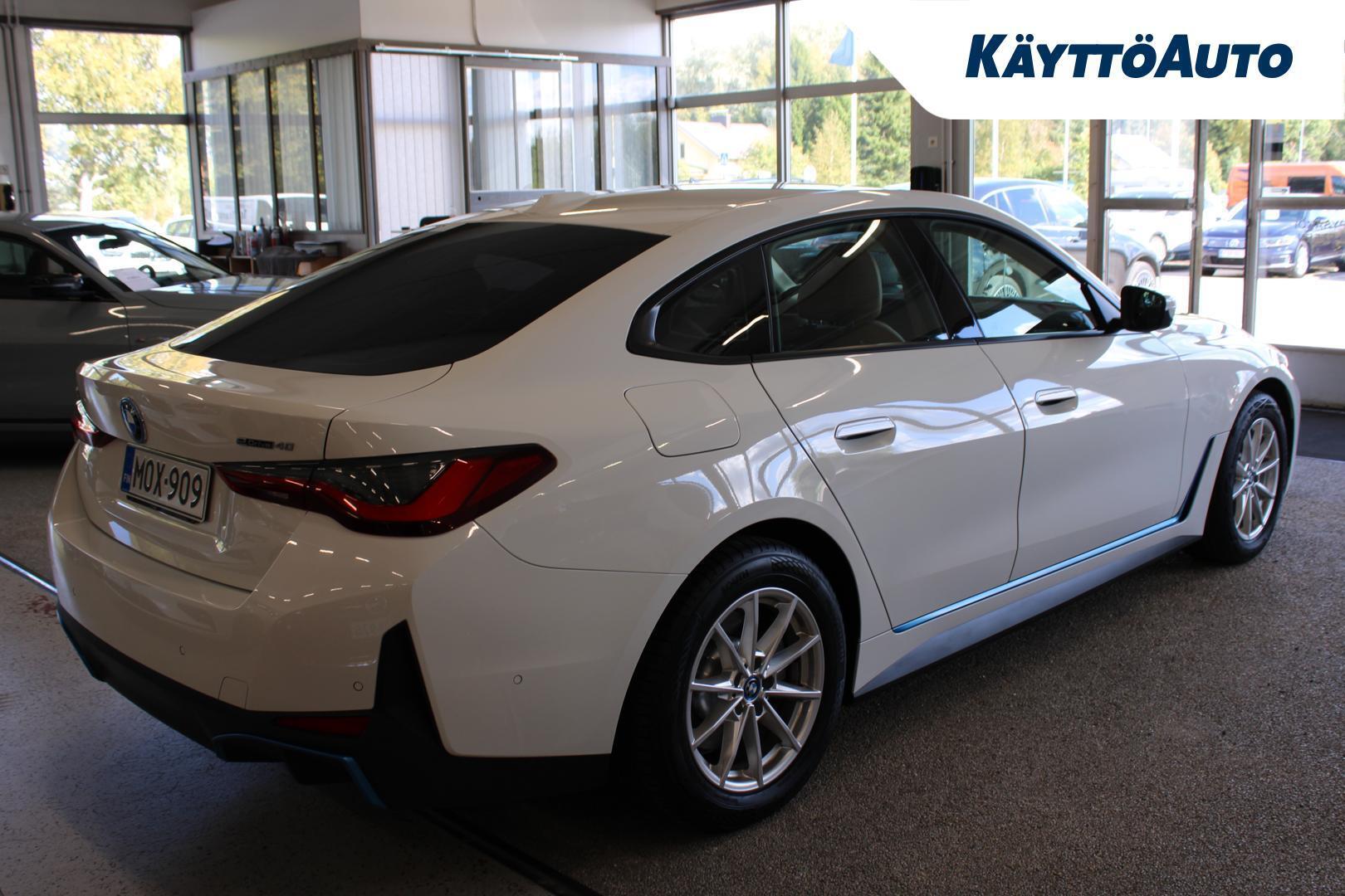 BMW i4 2023