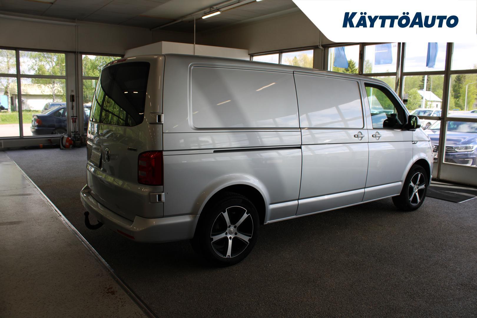 VOLKSWAGEN Transporter 2020