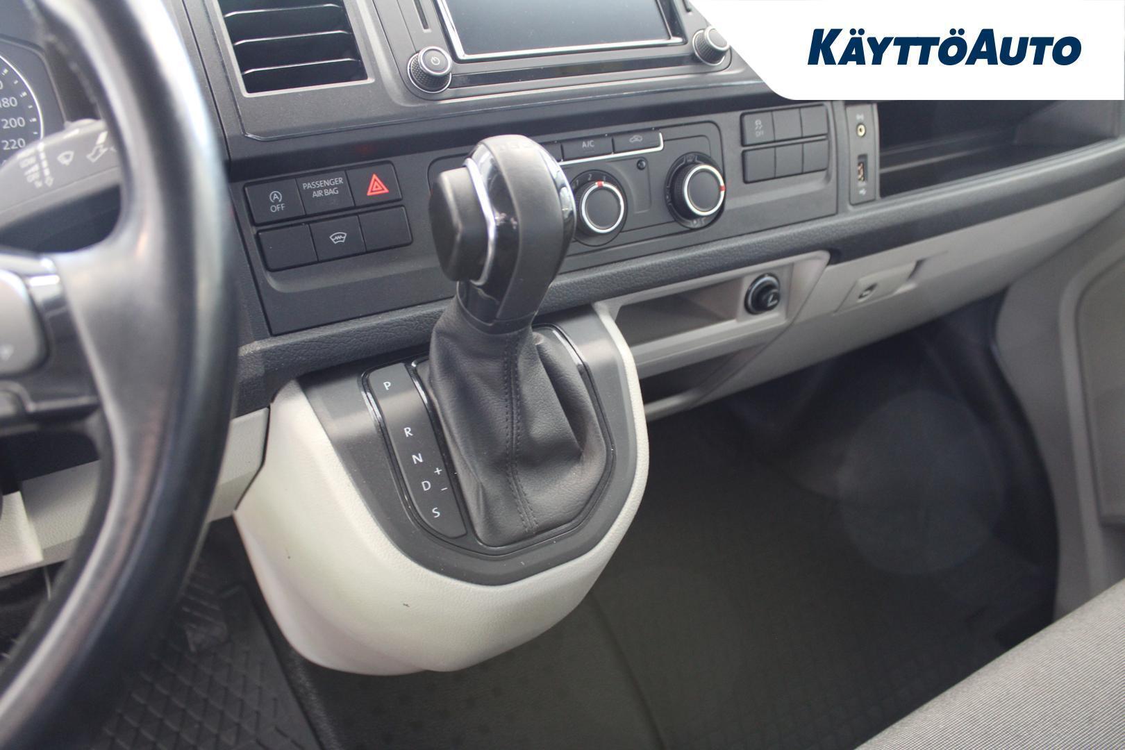VOLKSWAGEN Transporter 2020
