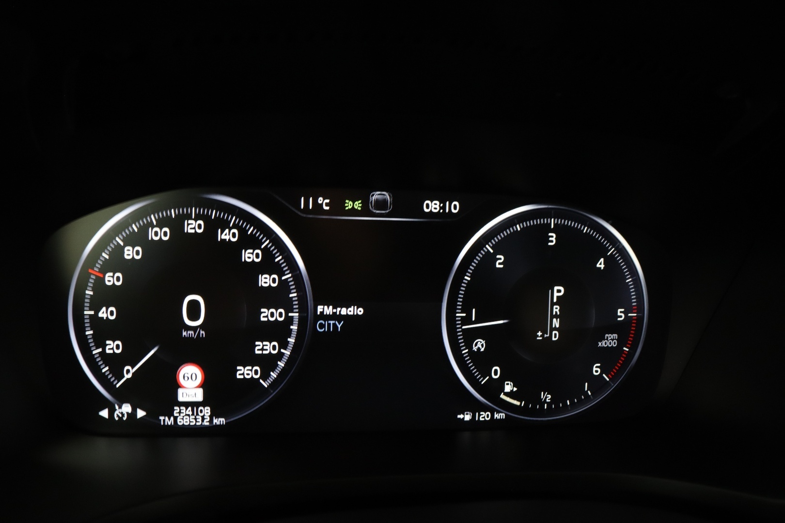 VOLVO V60 2018