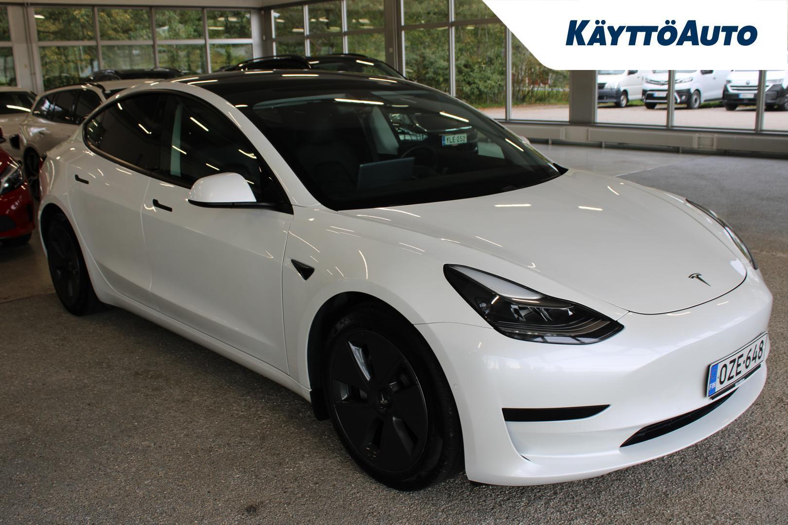 TESLA Model 3 2021