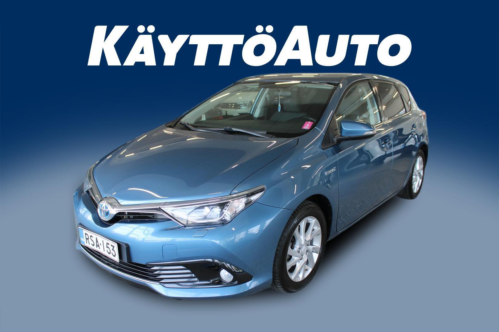 TOYOTA Auris 2015