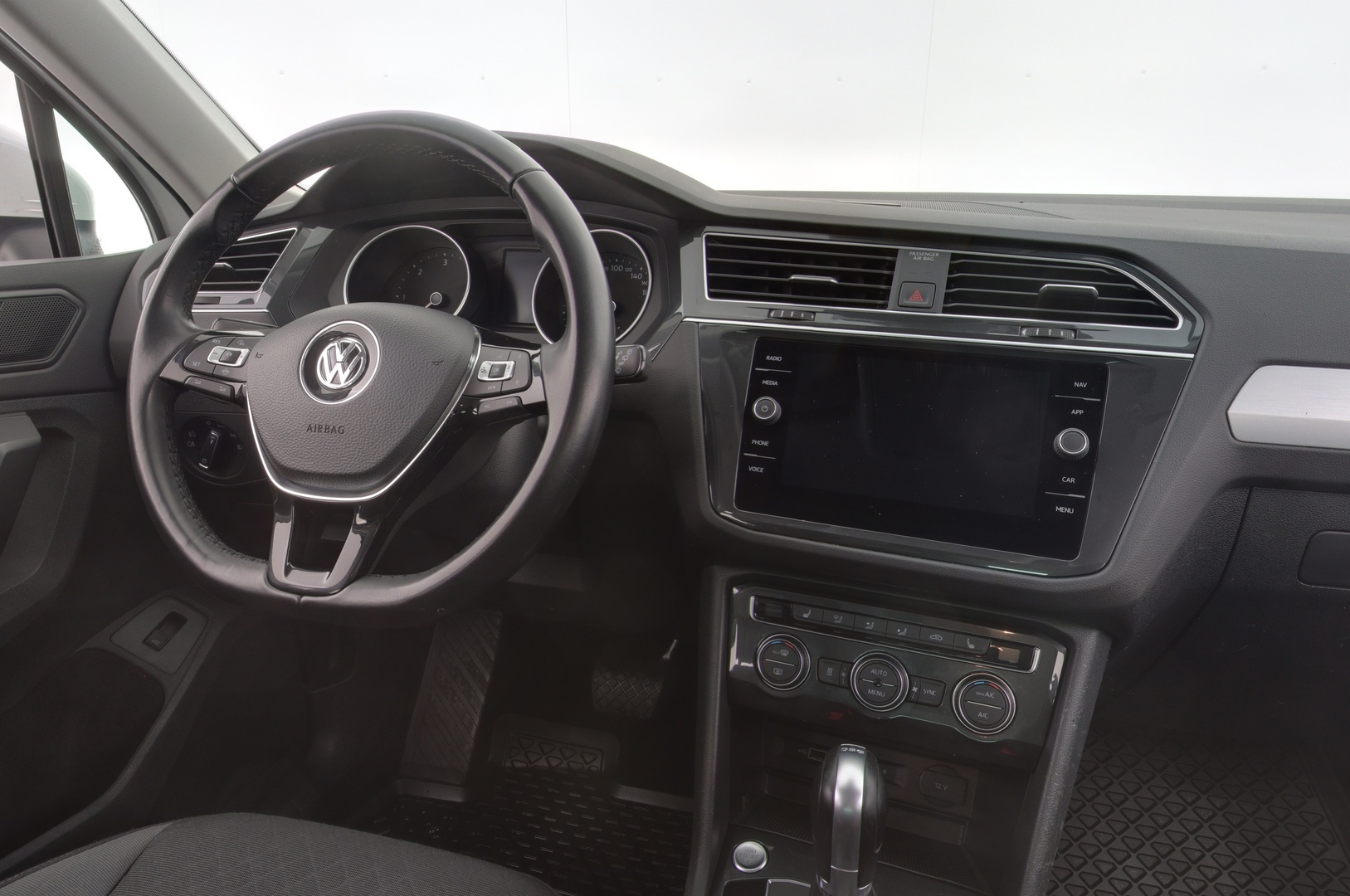 VOLKSWAGEN Tiguan 2019