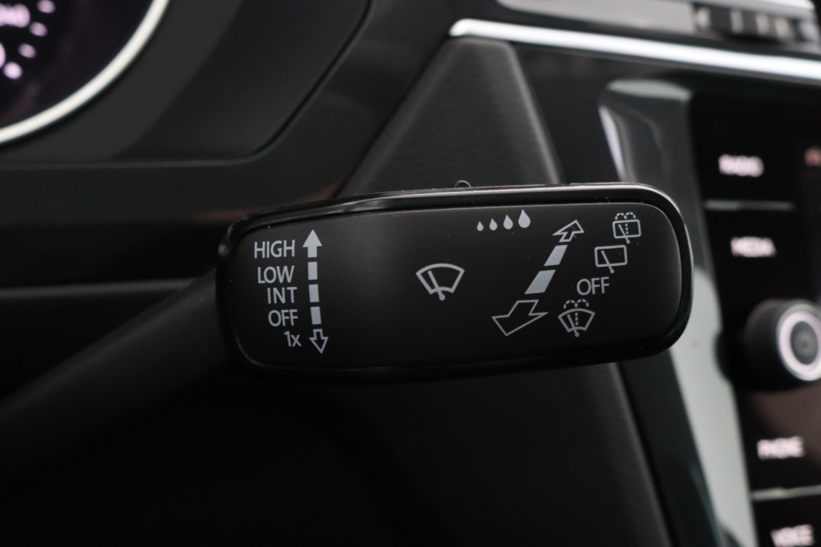 VOLKSWAGEN Tiguan 2019