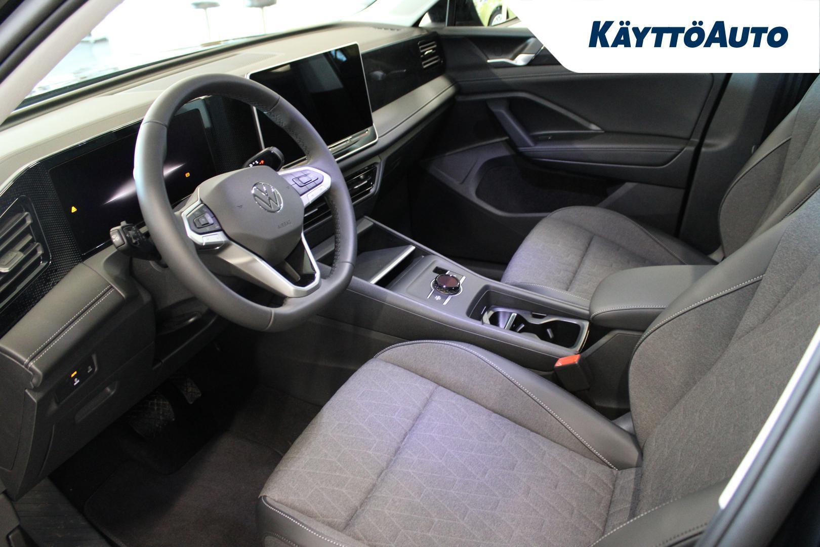VOLKSWAGEN Tiguan 2026