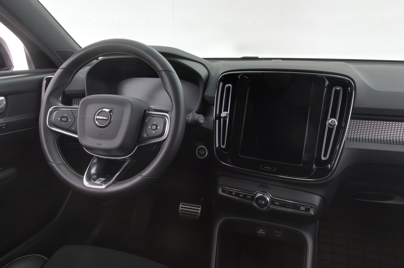 VOLVO XC40 2020