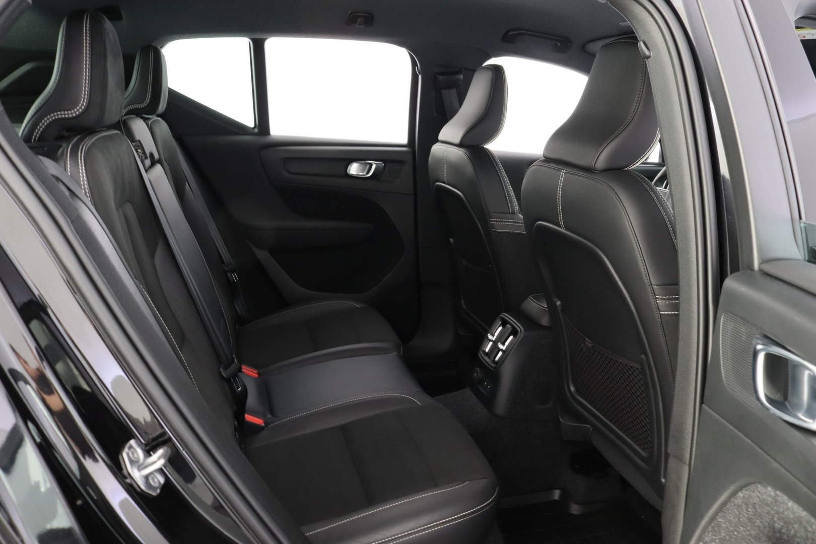 VOLVO XC40 2020