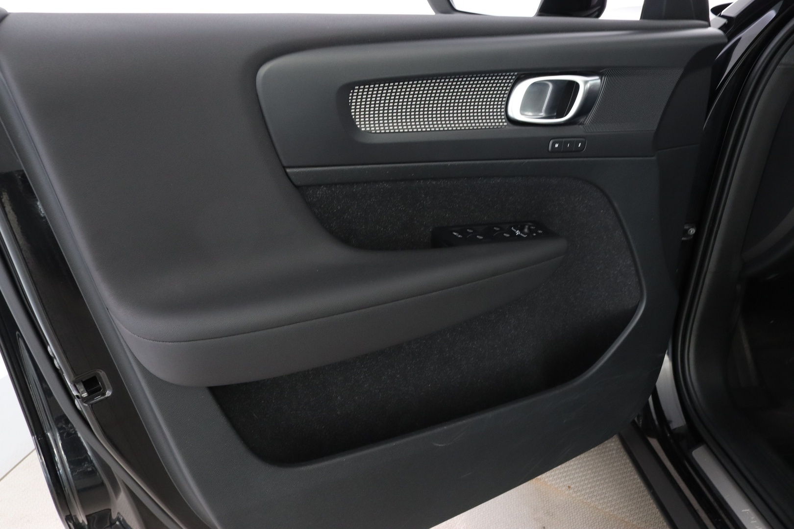 VOLVO XC40 2020