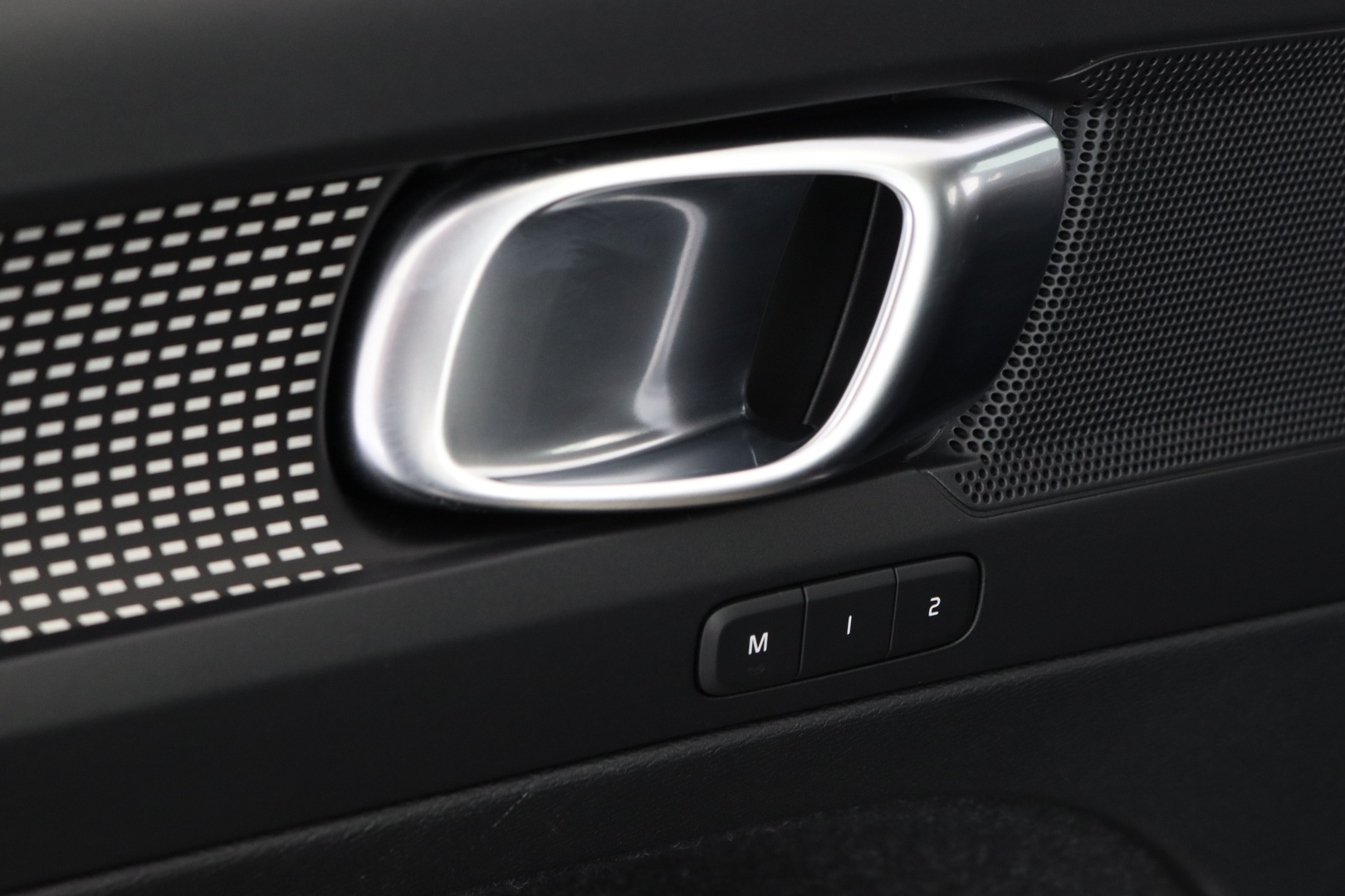 VOLVO XC40 2020