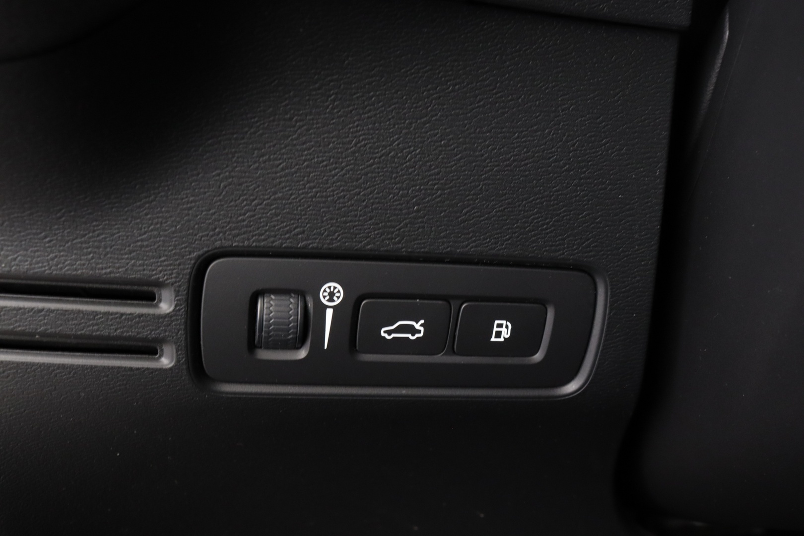VOLVO XC40 2020