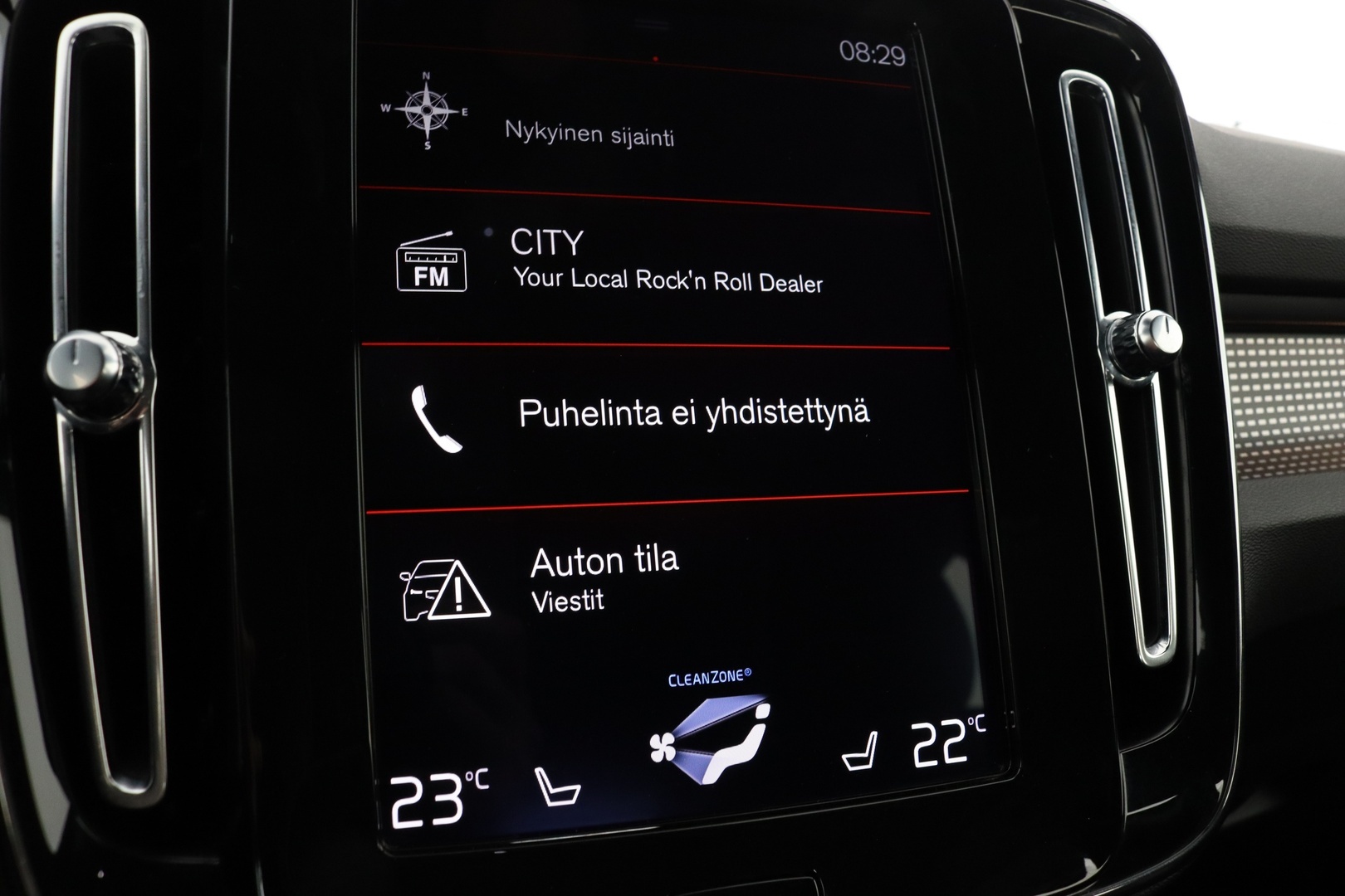 VOLVO XC40 2020