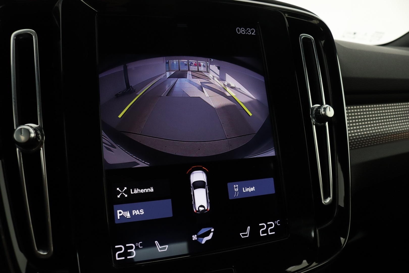 VOLVO XC40 2020