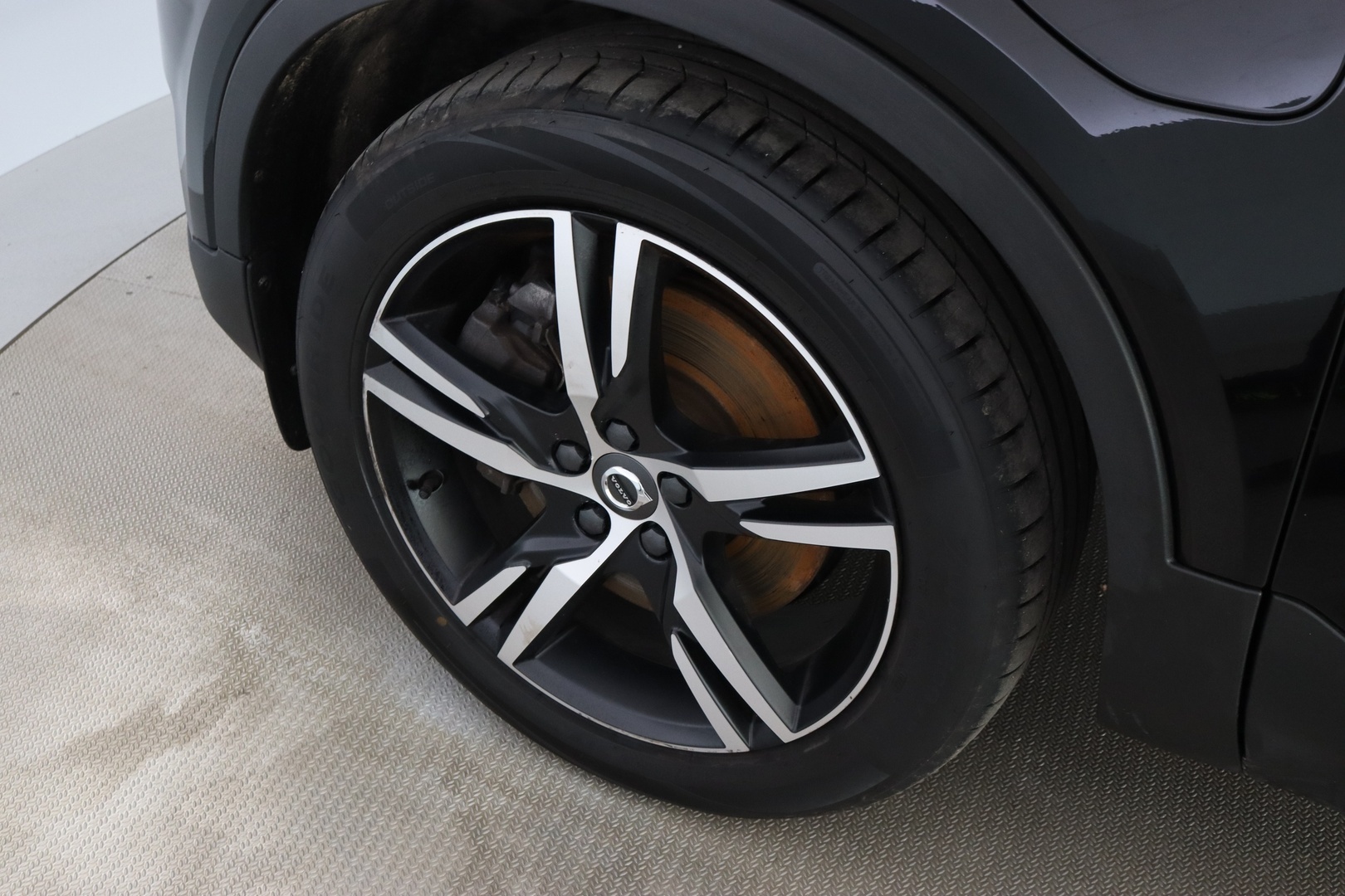 VOLVO XC40 2020