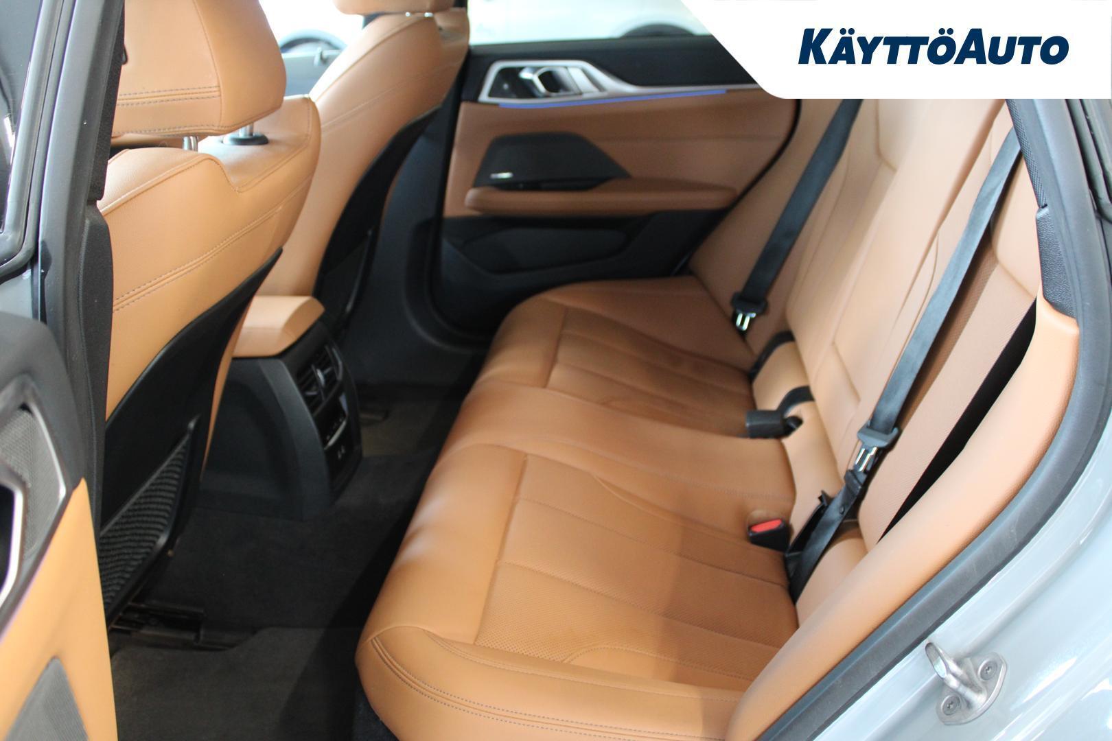 BMW i4 2023