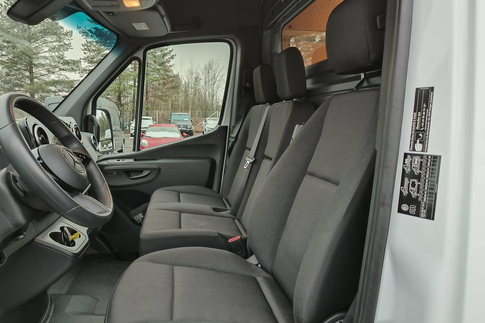 Mercedes-Benz Sprinter 2024