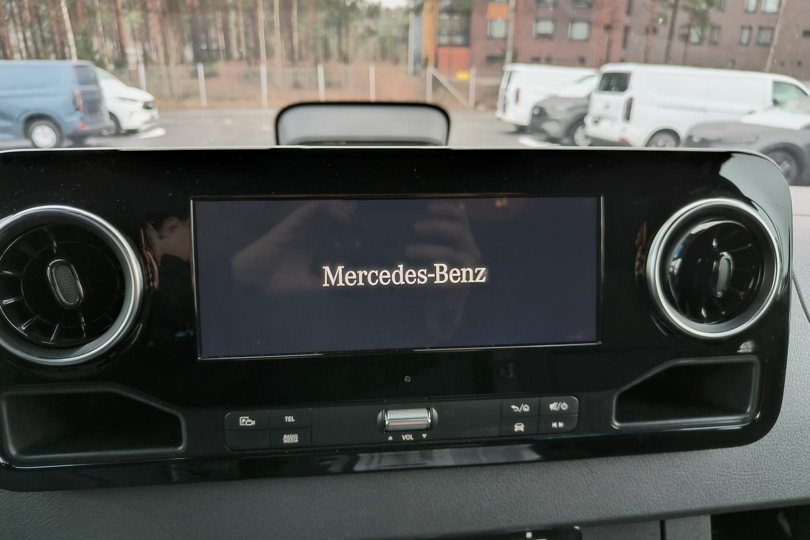 Mercedes-Benz Sprinter 2024