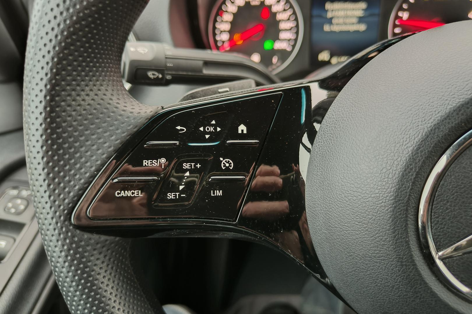 Mercedes-Benz Sprinter 2024