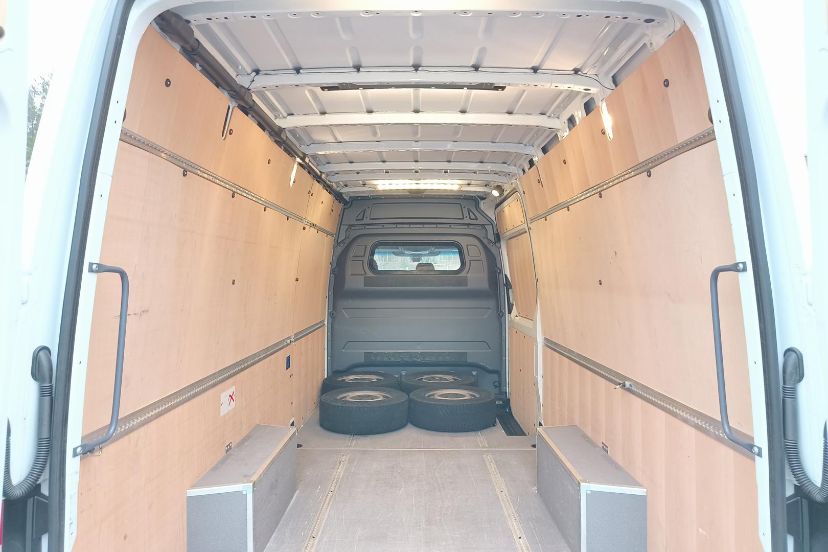 Mercedes-Benz Sprinter 2024