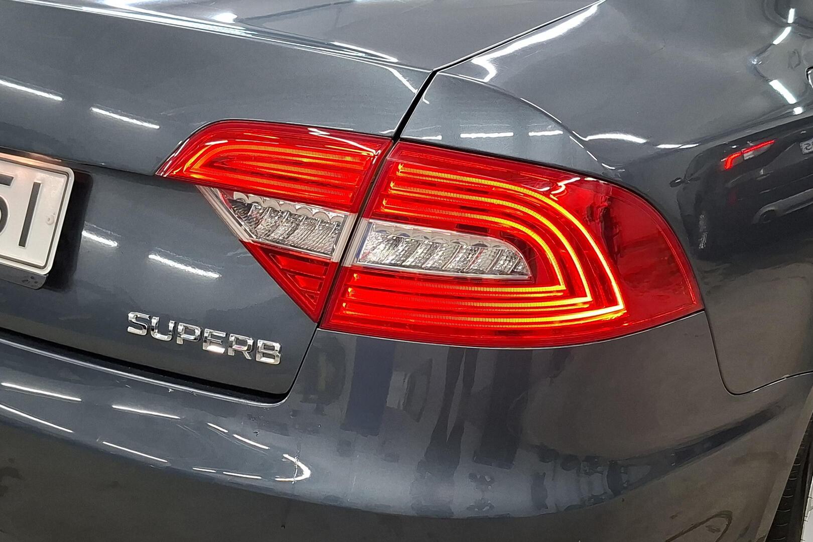 SKODA Superb 2015