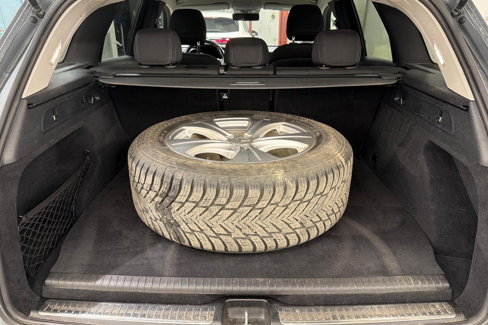 MERCEDES-BENZ GLC 21