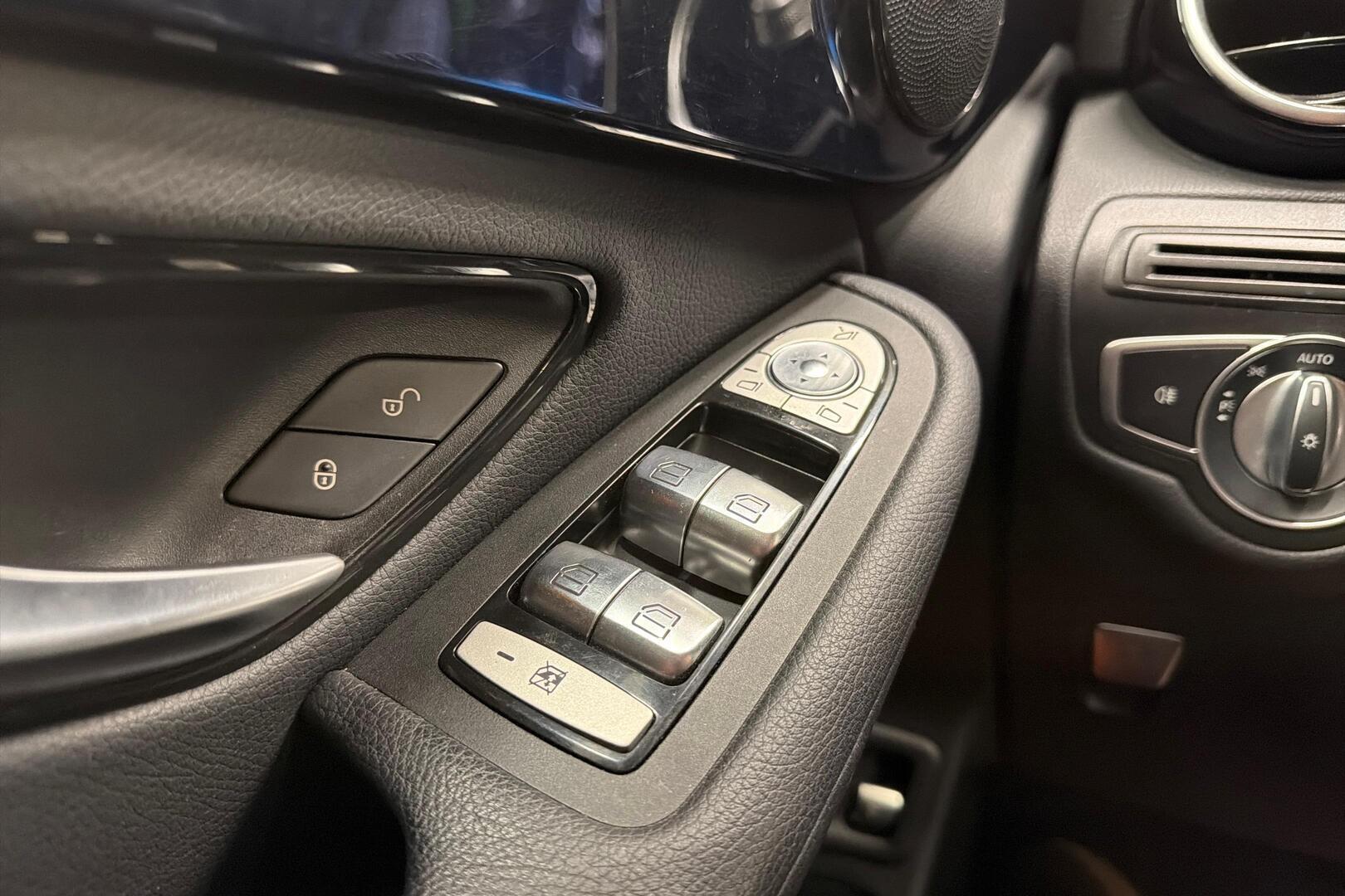 MERCEDES-BENZ GLC 29