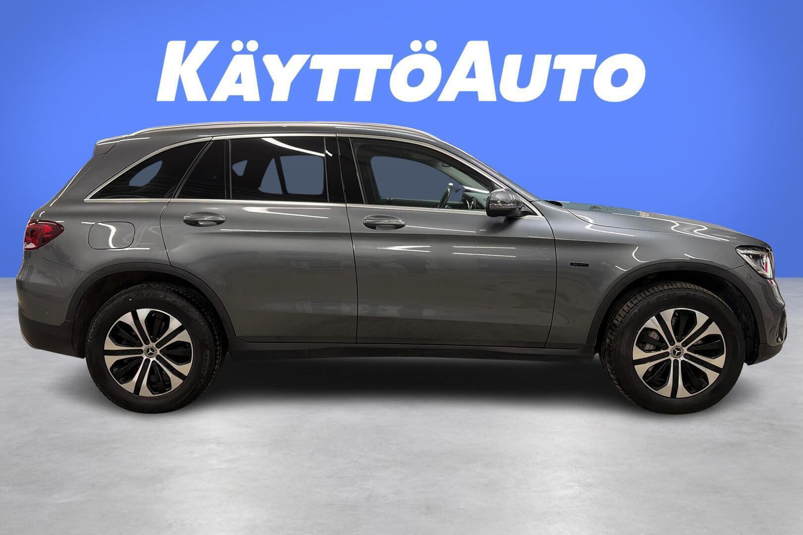 MERCEDES-BENZ GLC 8