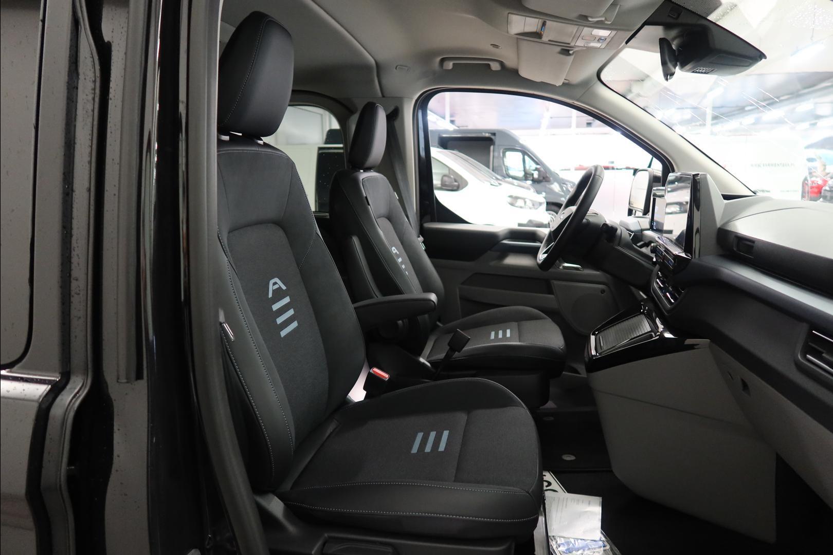 FORD Tourneo Custom 2025