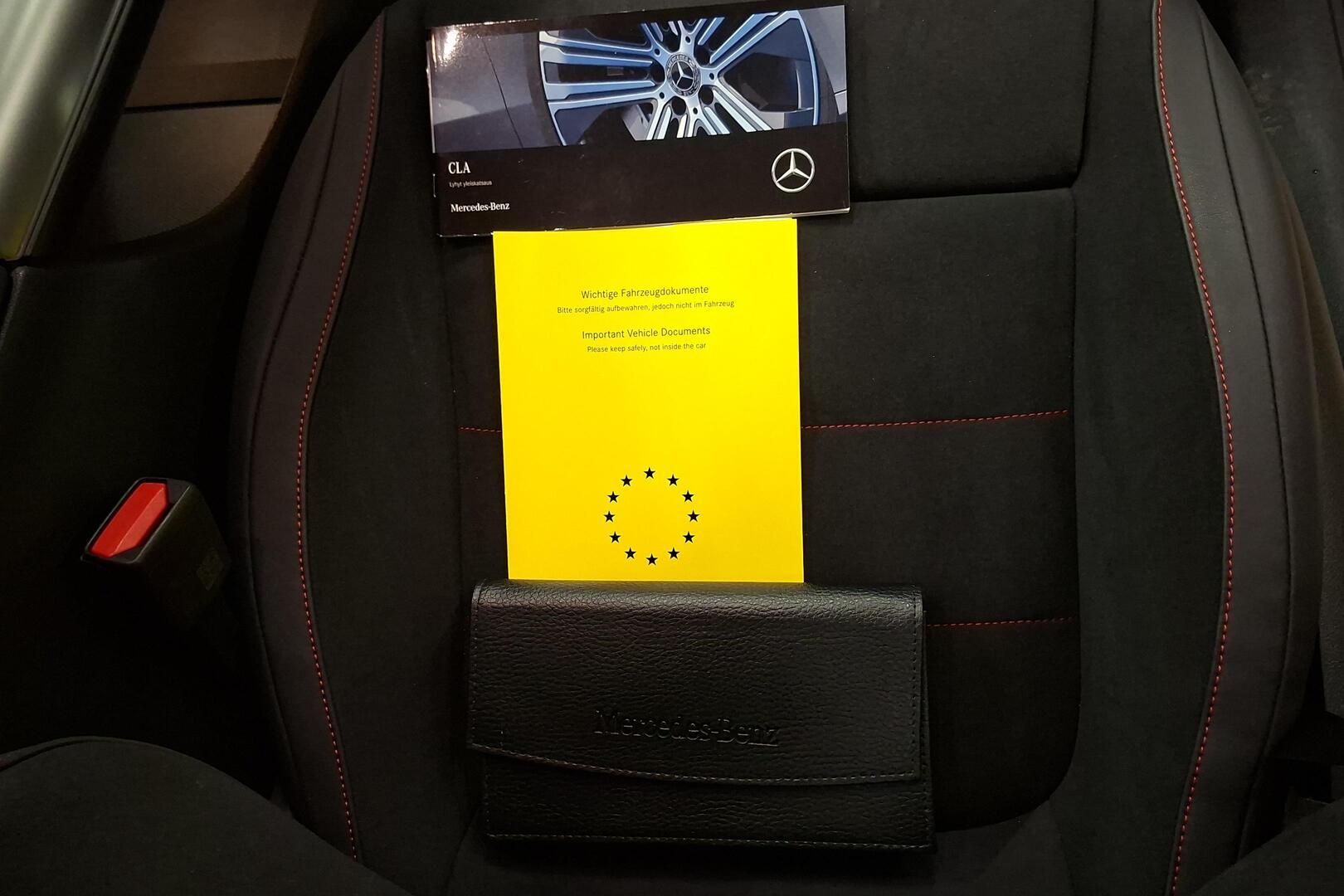 MERCEDES-BENZ CLA 2025