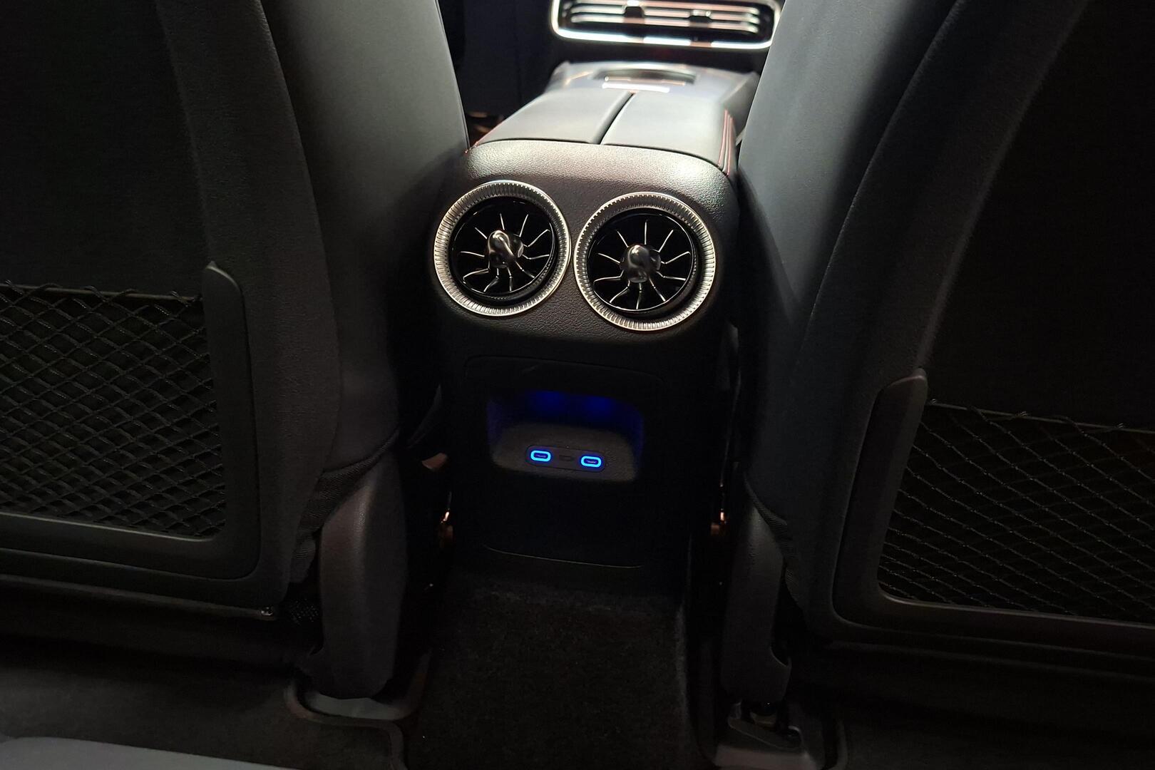 MERCEDES-BENZ CLA 2025