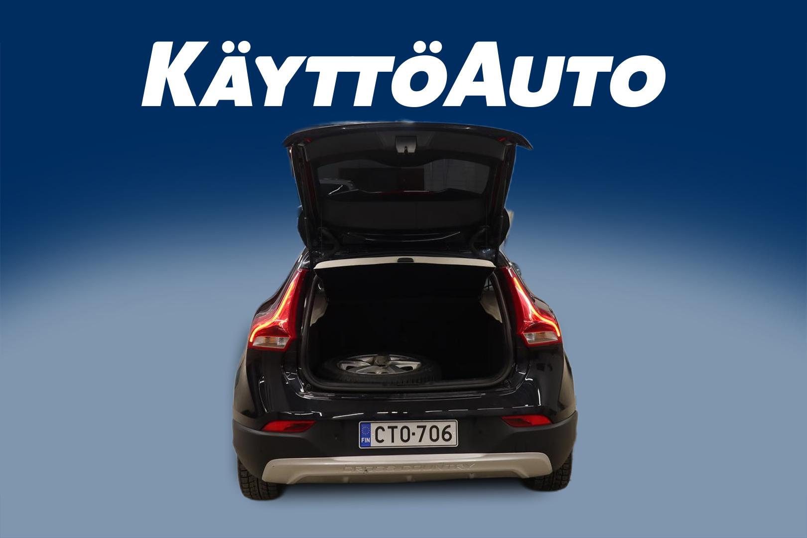 Volvo V40 Cross Country 2015