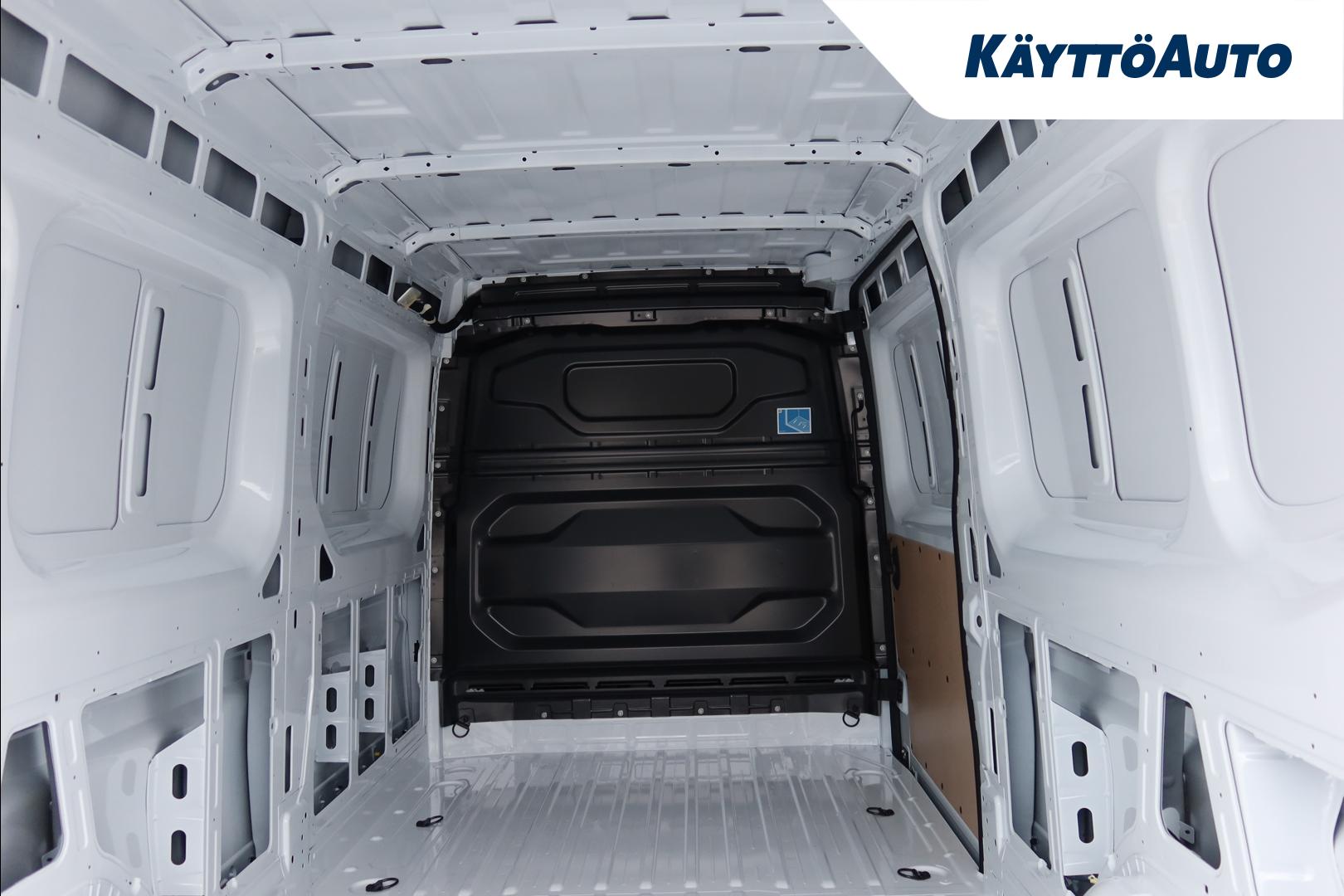 Nissan Interstar 2026