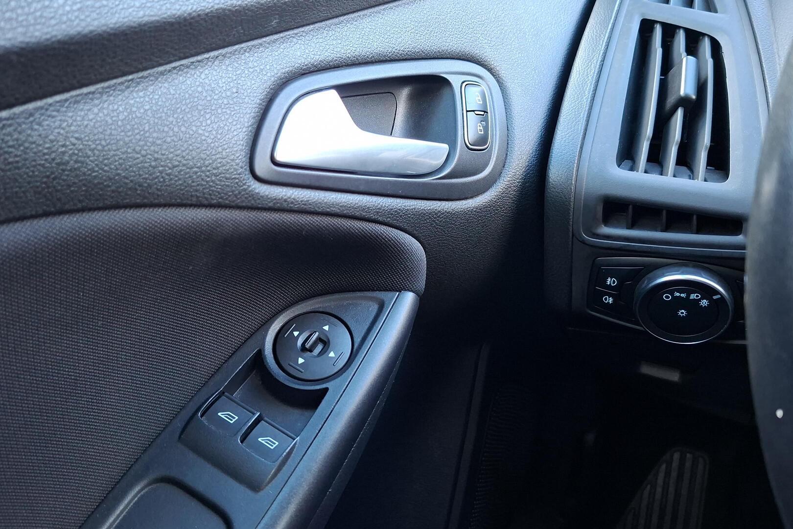 FORD Focus 20