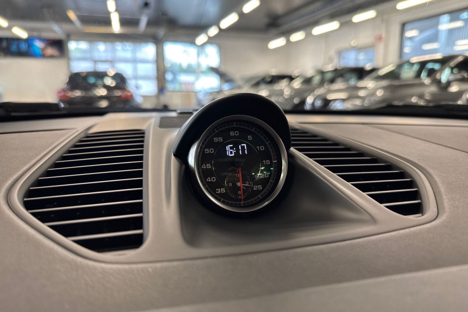 PORSCHE 911 2016