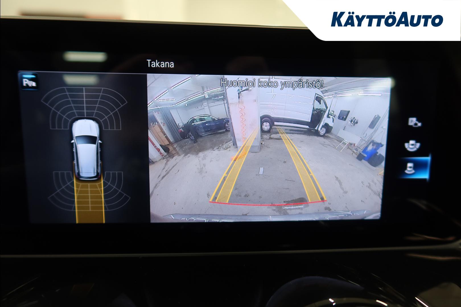 MERCEDES-BENZ GLB 2021