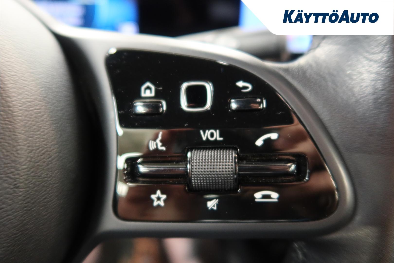 MERCEDES-BENZ GLB 2021