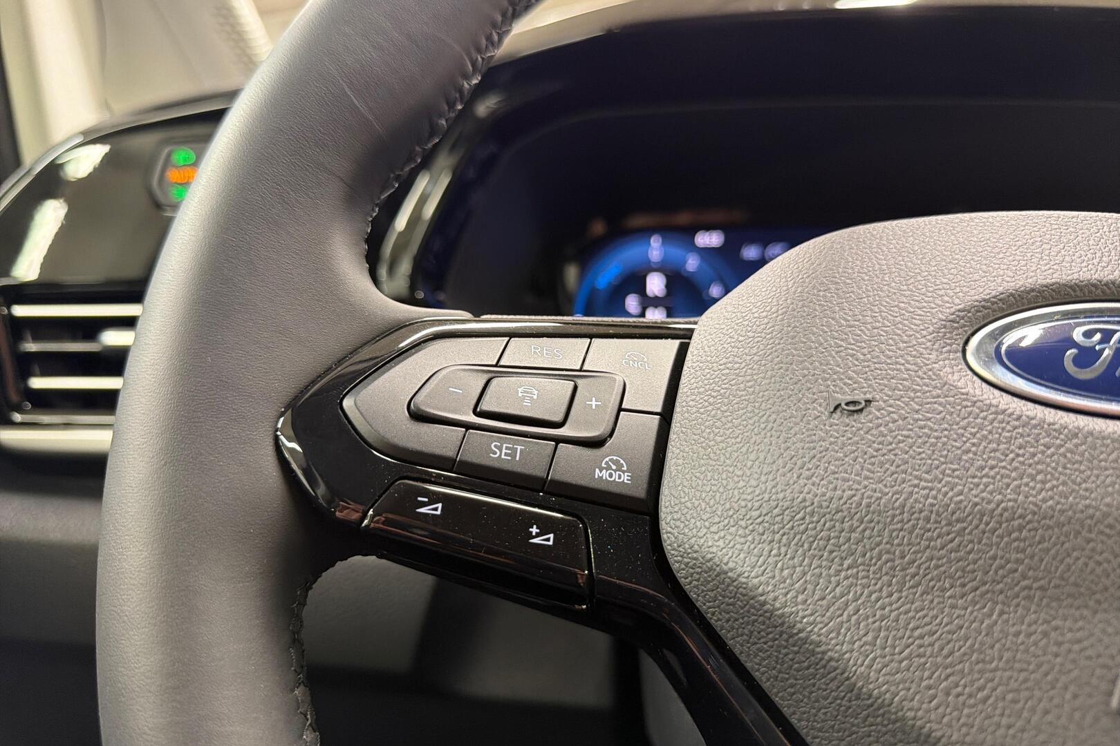 FORD Grand Tourneo Connect 2026