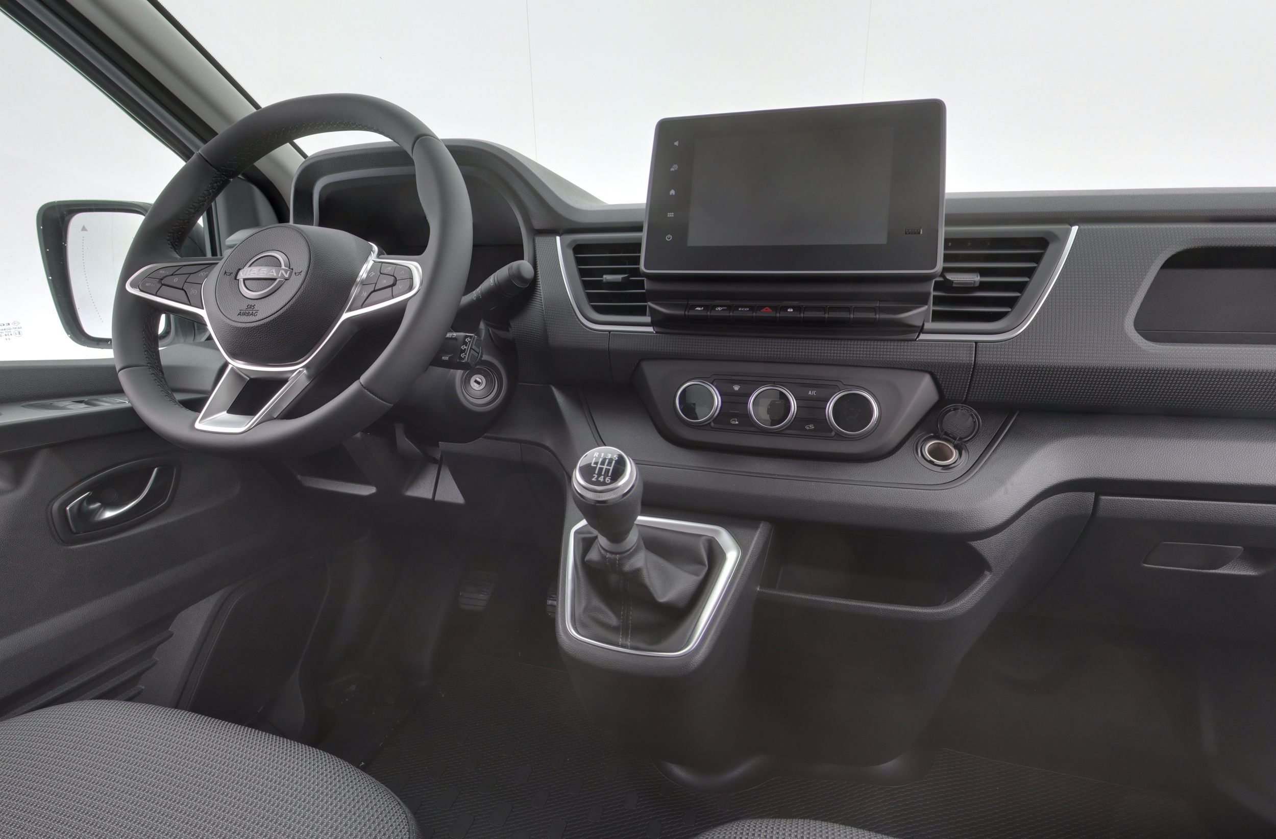 NISSAN Primastar 2026