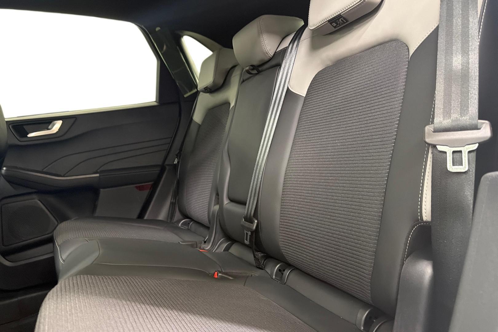 FORD Kuga 2026