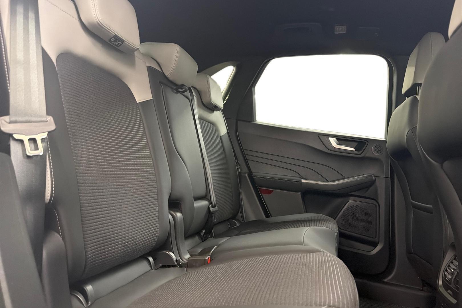 FORD Kuga 2026