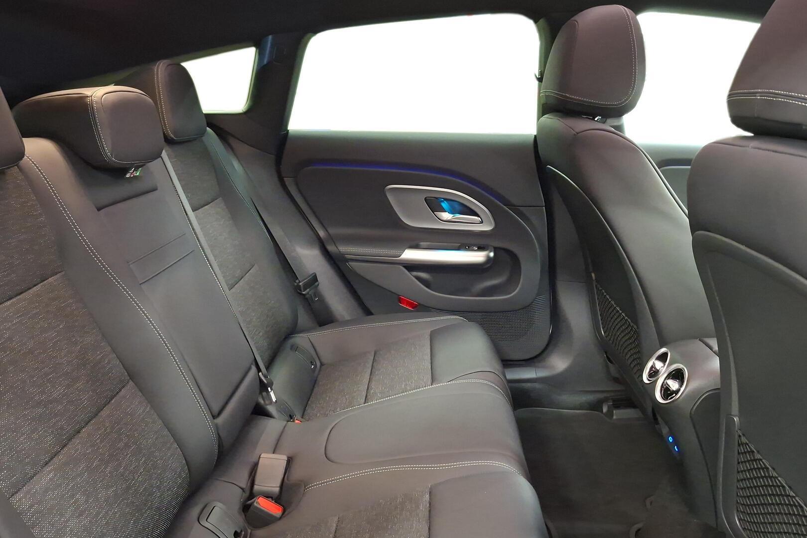 MERCEDES-BENZ CLA 2026