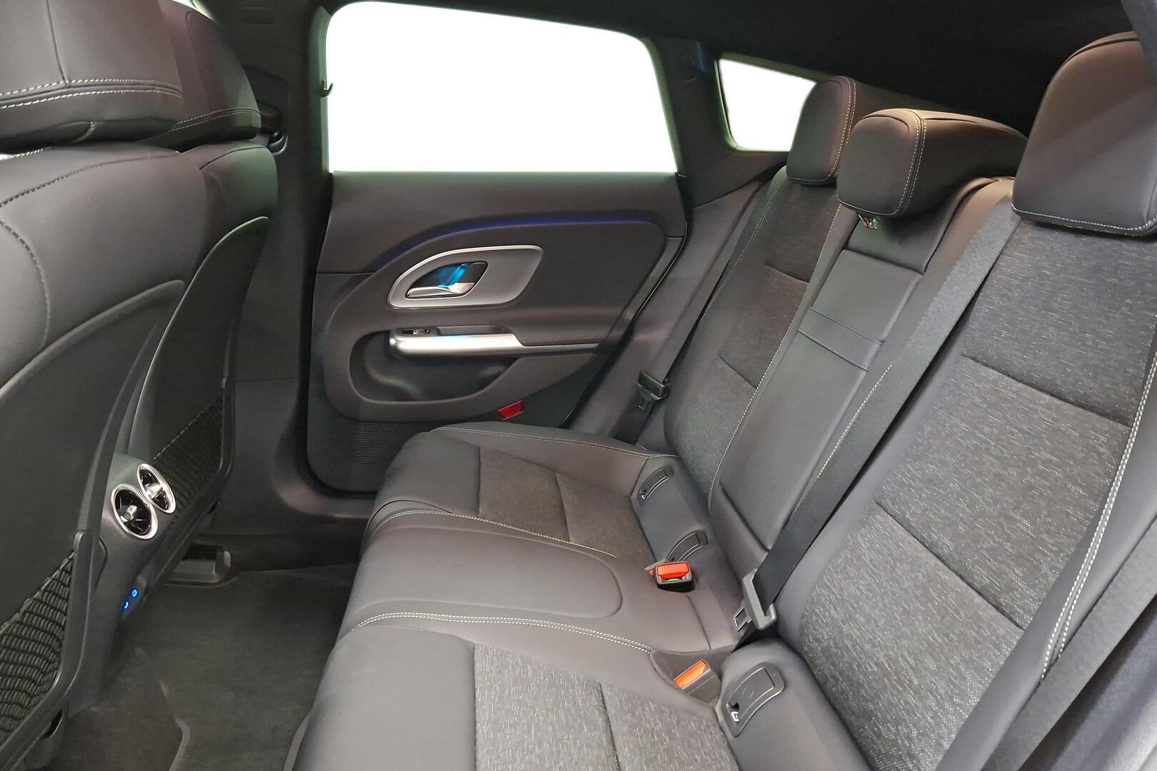 MERCEDES-BENZ CLA 2026