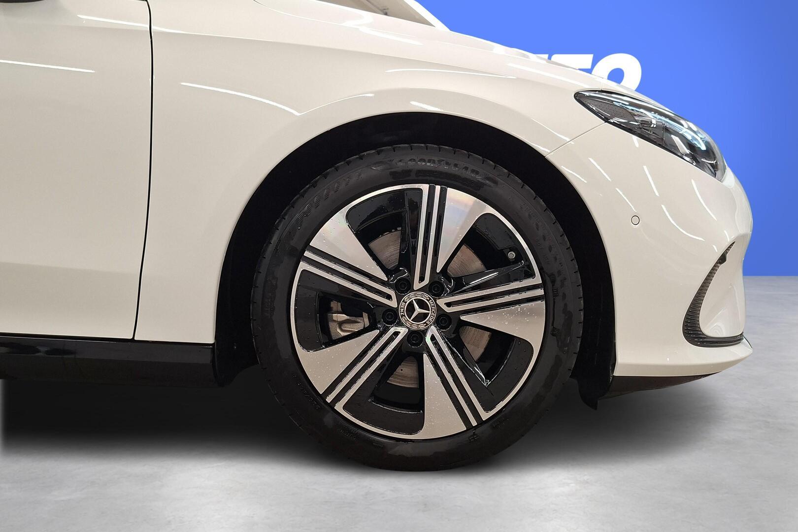 MERCEDES-BENZ CLA 2026
